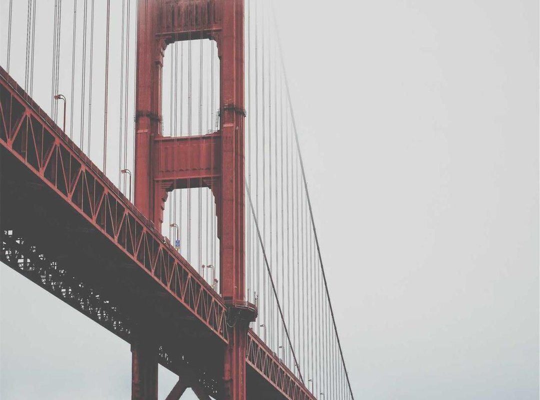 Sending the Right Message: When and How to Use a Hug GIF